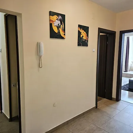 La Casa Di Nora דירה