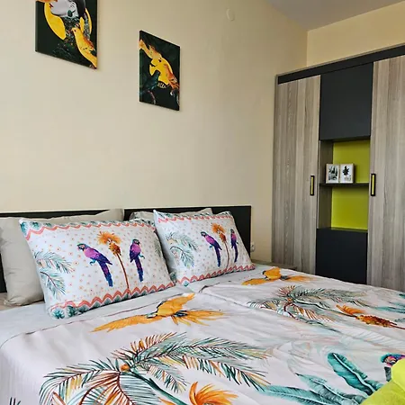 La Casa Di Nora * Warna