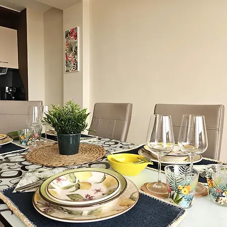 La Casa Di Nora Warna