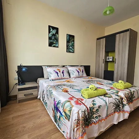 La Casa Di Nora Várna